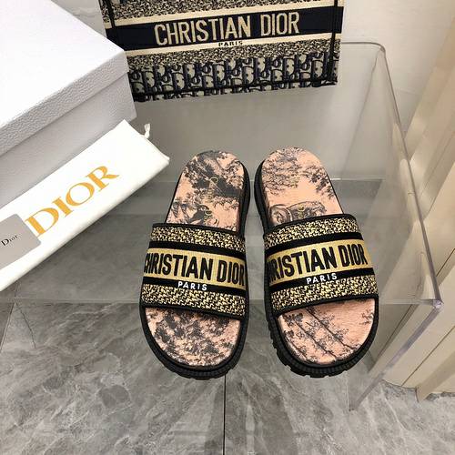 Picture of Dior Shoes Women _SKUfw134193247fw